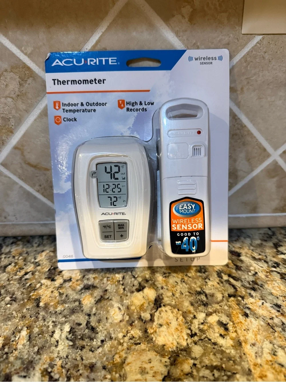 AcuRite Wireless Indoor Outdoor Digital Temperature Thermometer Records High Low